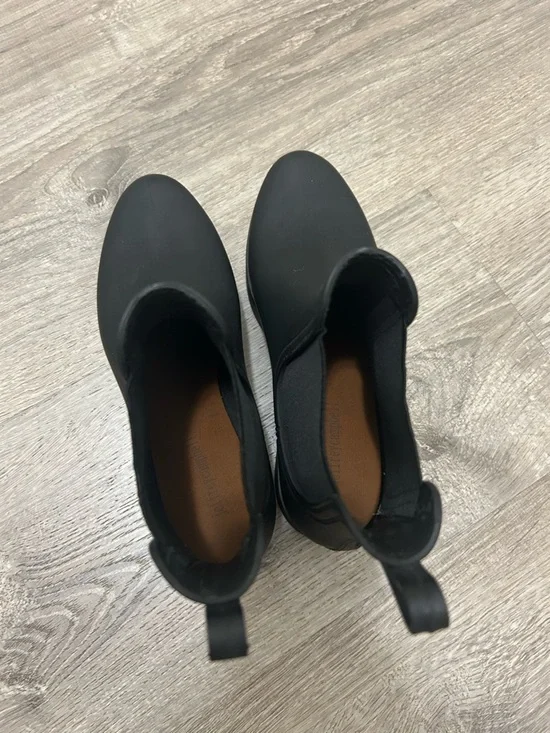 Jeffrey Campbell Black Chelsea Rain Ankle Boots Matte faux vegan leather 38 7.5 - Picture 10 of 14